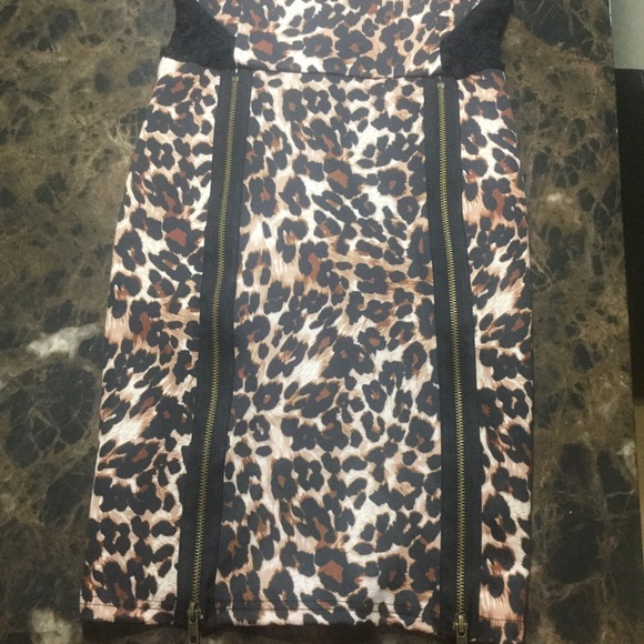 Romeo+Juliet Couture Animal Print Lace D - Picture 4 of 7